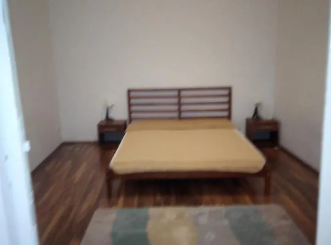 Napraforgo Apartman