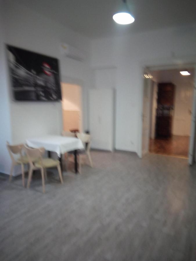 Napraforgo Apartment